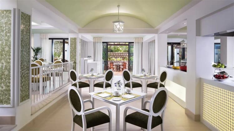 Bar, Pine Cliffs Hotel, a Luxury Collection Resort, Algarve