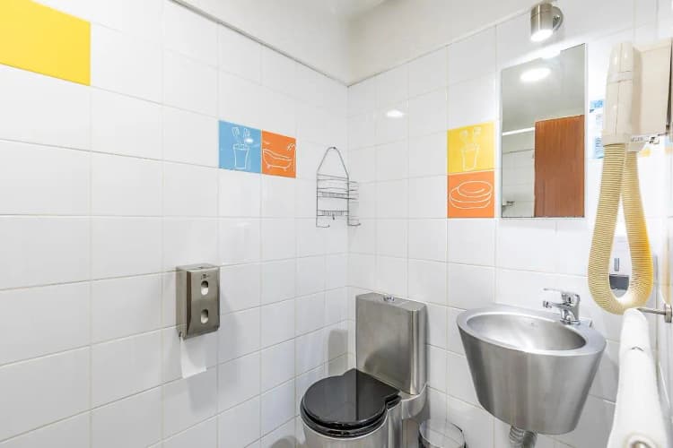 Bed in dormitory CAPACITY 4 Room, Hi Lisbon – Pousada De Juventude, Lisbon