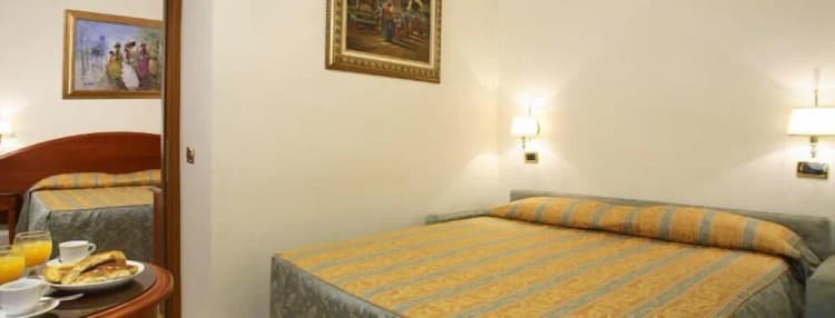 DOUBLE SUPERIOR Room, Contilia, Rome