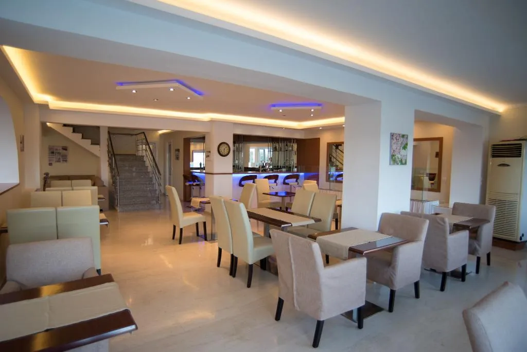 Bar, Hotel Oasis, Athens