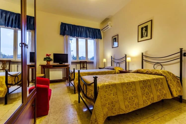 General view, Antico Acquedotto Hotel, Naples