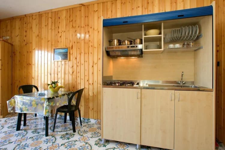 BUNGALOW WITH KITCHENETTE Room, Bleu Village Residence, Naples