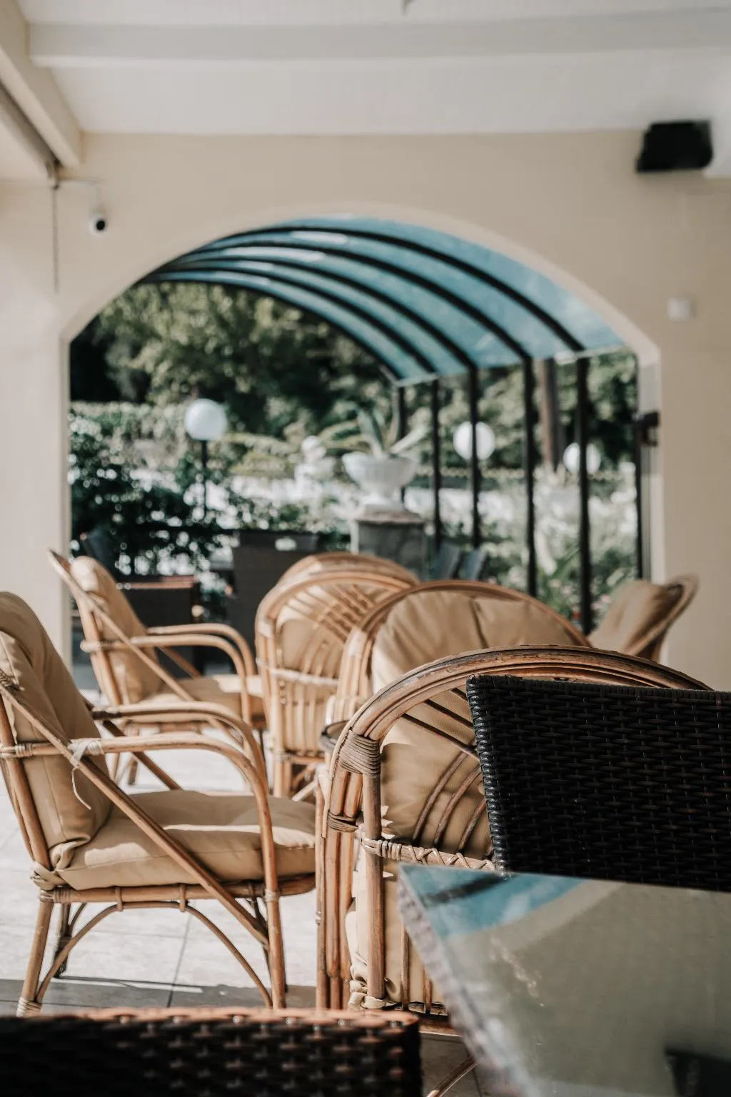 Bar, Maltezos, Corfu
