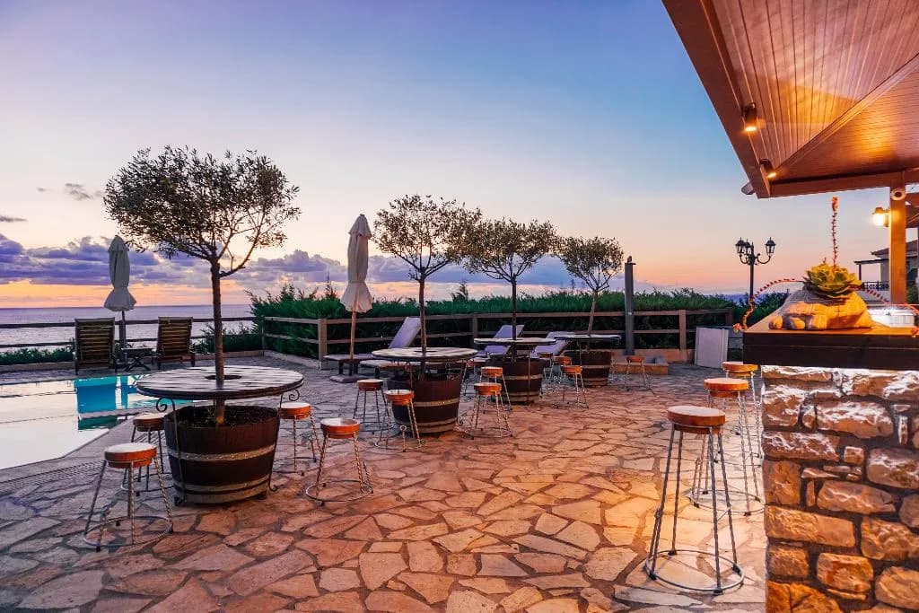 Bar, Natura Club, Athens