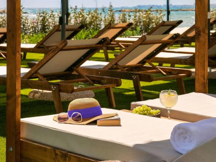 Bar, Mercure Larnaca Beach Resort, Cyprus