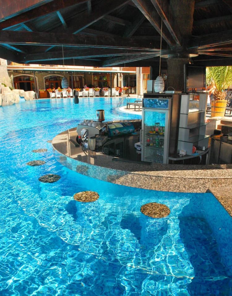 Bar, The Vineyards Spa Resort, Bourgas
