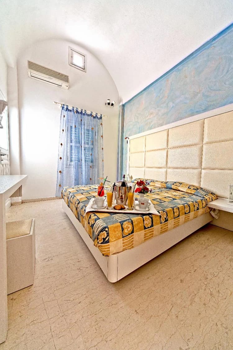 APARTMENT CAPACITY 4 Room, Sellada Apartments, Santorini
