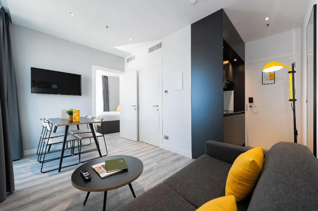 APARTMENT CAPACITY 3 Room, Staycity Aparthotels Venice Mestre, Venice