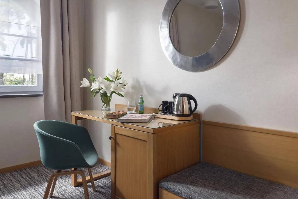 APARTMENT BUSINESS Room, Relais & Chateaux Hotel Quadrille - Adults Only, Gdansk
