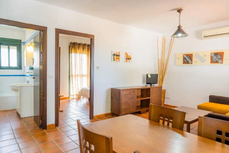 APARTMENT CAPACITY 4 ONE BEDROOM Room, Los Veneros, Seville
