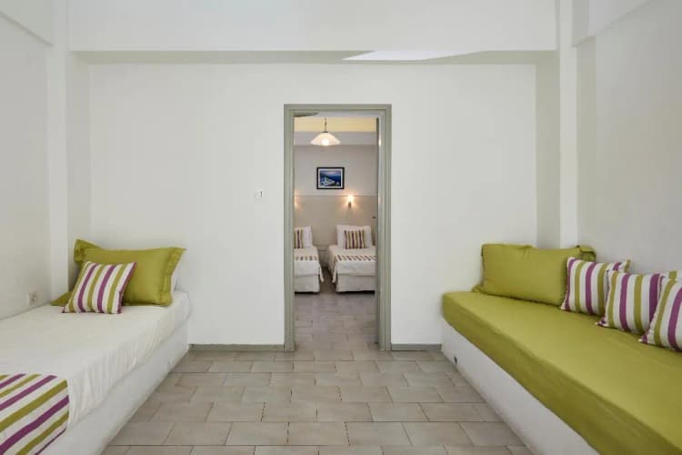 FAMILY ROOM STANDARD Room, Nissos Thira, Santorini