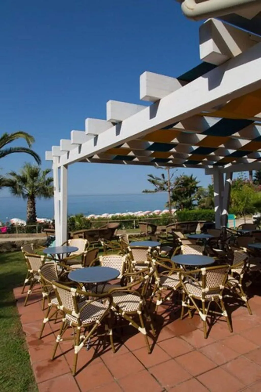 Bar, MClub Lipari, Catania
