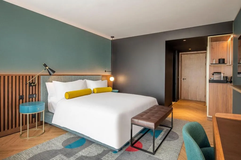 DOUBLE DELUXE CITY VIEW Room, Renaissance Porto Lapa Hotel, Porto