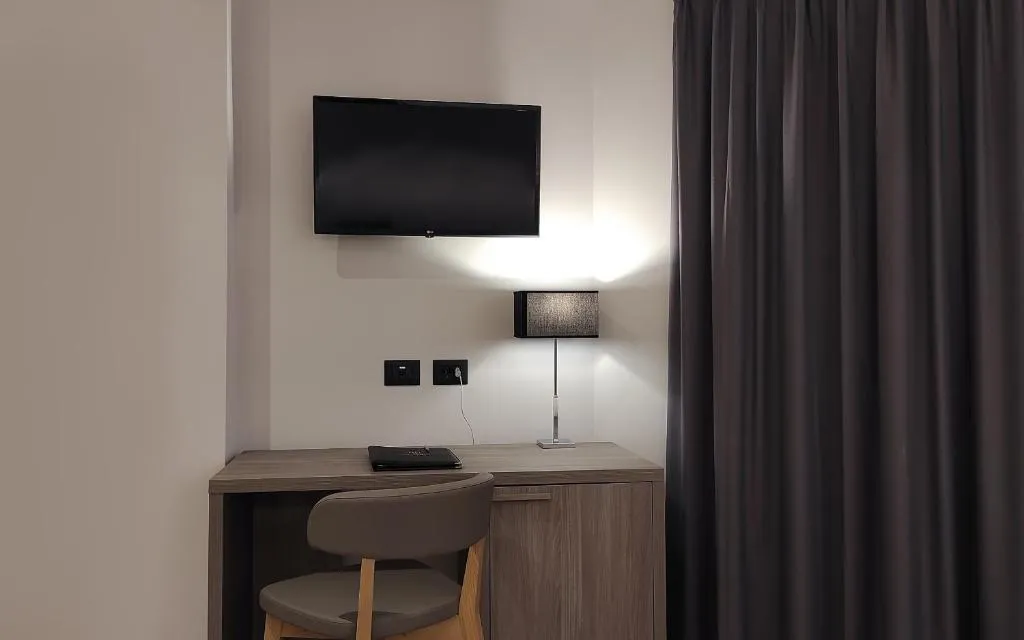 DOUBLE CLASSIC Room, Grand Hotel Faraglioni, Catania