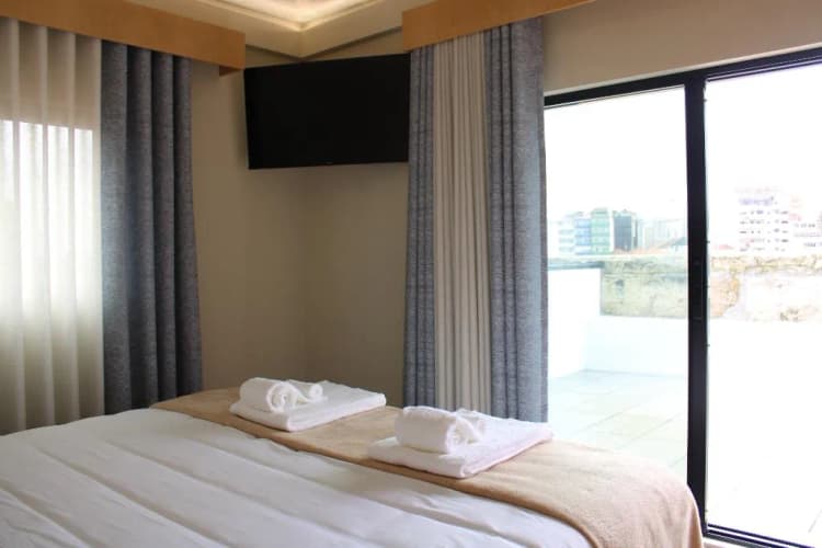 DOUBLE DELUXE Room, Oporto Station Hostel & Rooms, Porto