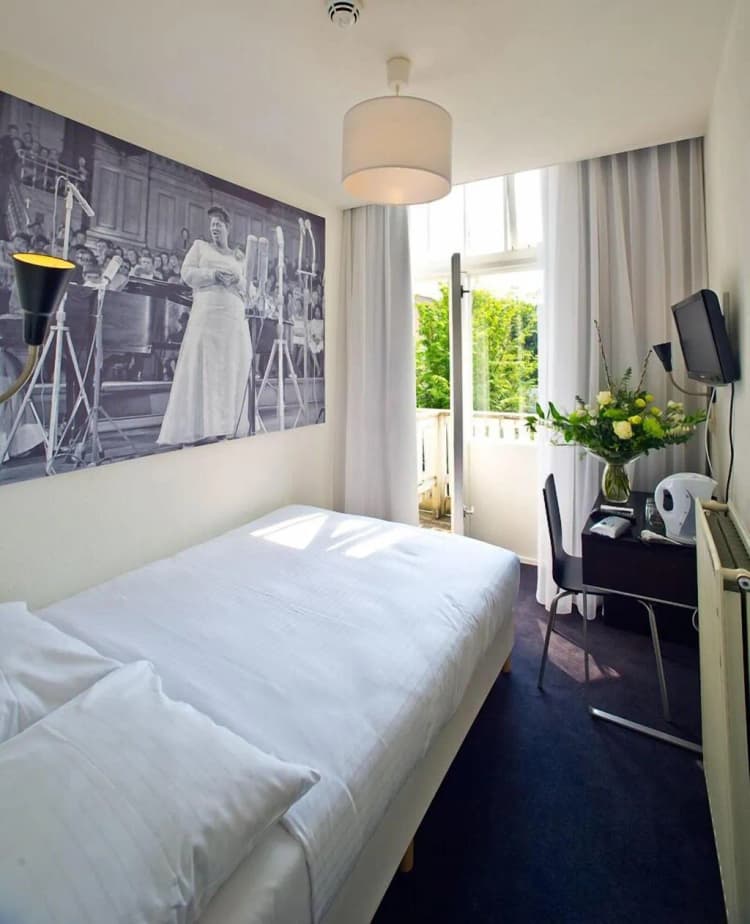 DOUBLE STANDARD Room, The Concert Hotel, Amsterdam