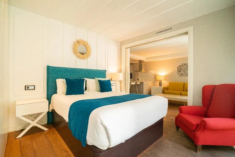 APARTMENT ONE BEDROOM Room, Gran Via Centric II, Madrid