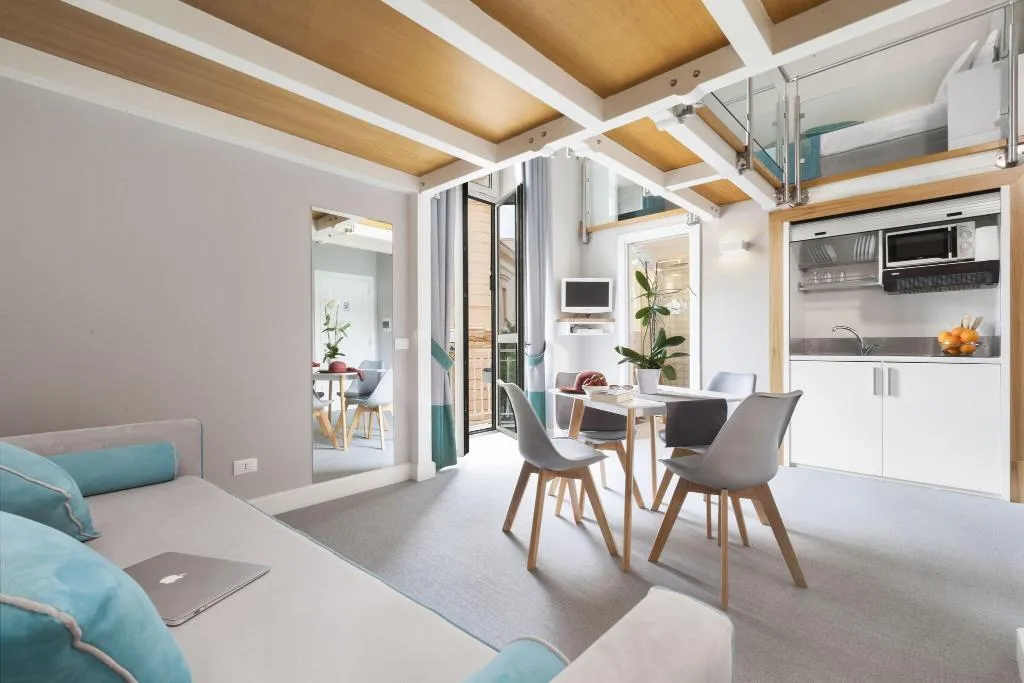 APARTMENT QUEEN SIZE BED Room, La Piazzetta Sorrento, Naples