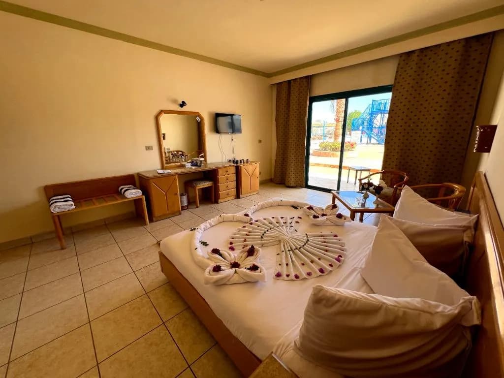 Double or Twin POOL VIEW Room, Sharm Cliff Resort, Red Sea Riviera