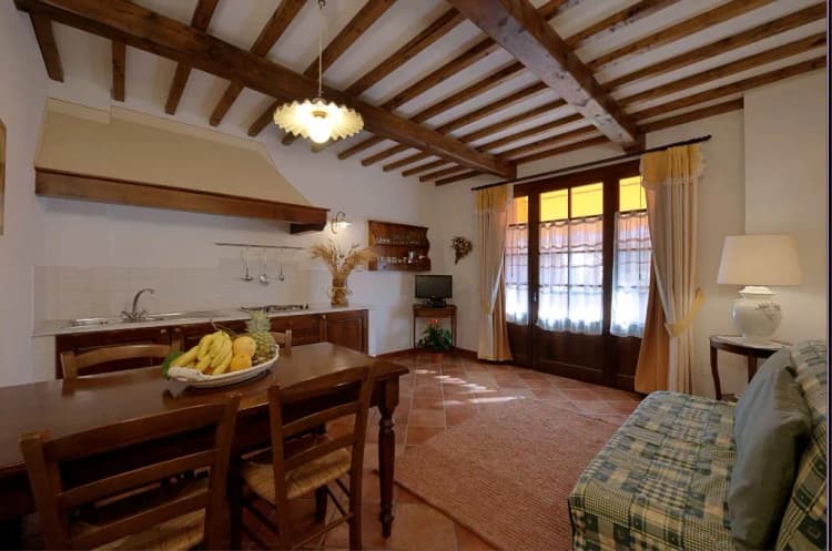 APARTMENT CAPACITY 4 ONE BEDROOM Room, Casa Lari, Florence