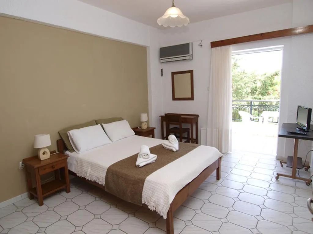 APARTMENT ONE BEDROOM Room, Kleopatra Traditional Hotel, Kalamata