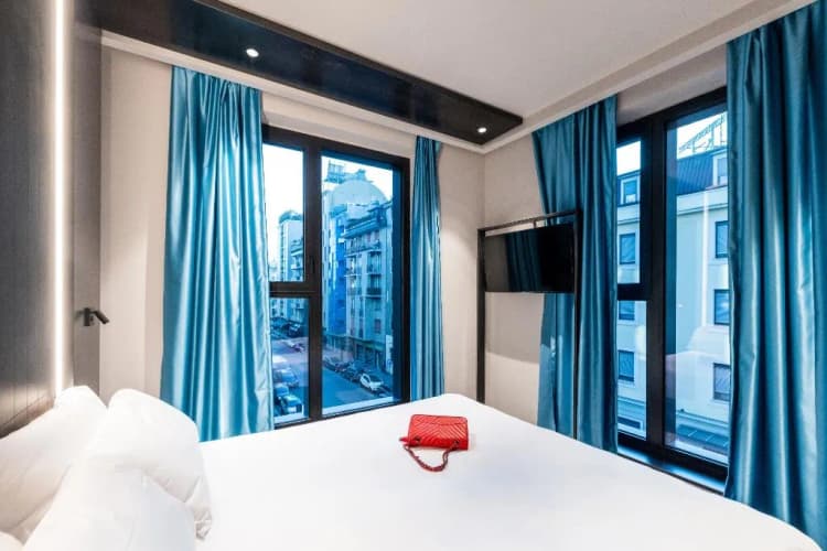 DOUBLE SINGLE USE SUPERIOR QUEEN BED Room, Smart Hotel Milano Central Station, Milan