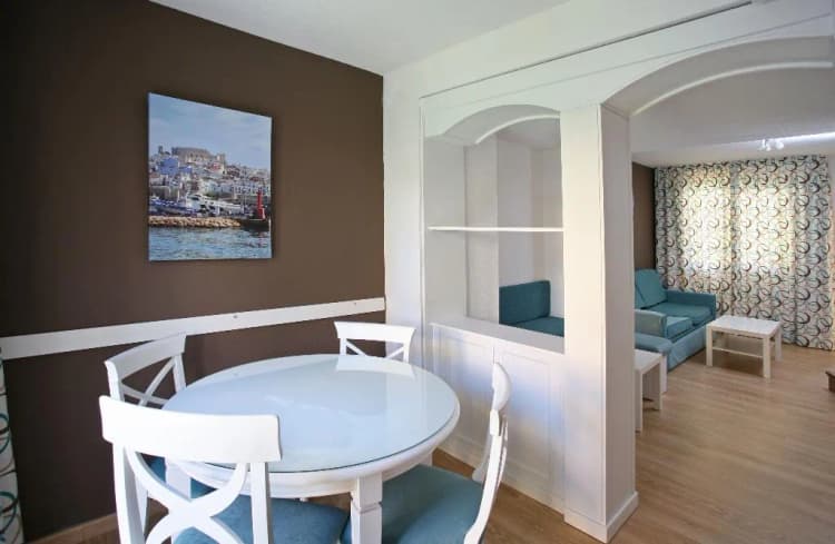 APARTMENT CAPACITY 2 TWO BEDROOMS Room, Apartamentos Turisticos Jardines del Plaza, Valencia