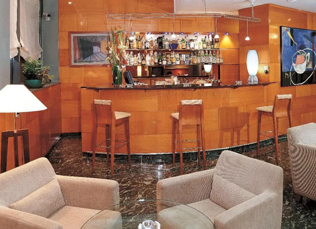 Bar, Barcelona Entenza, Barcelona