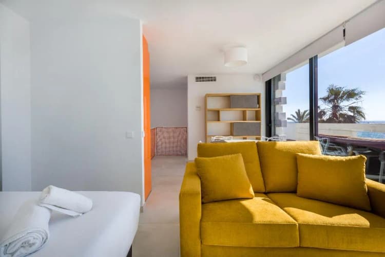 APARTMENT SEA VIEW WITH TERRACE Room, Apartamentos Seafront Boutique Calabeach, Costa Del Sol