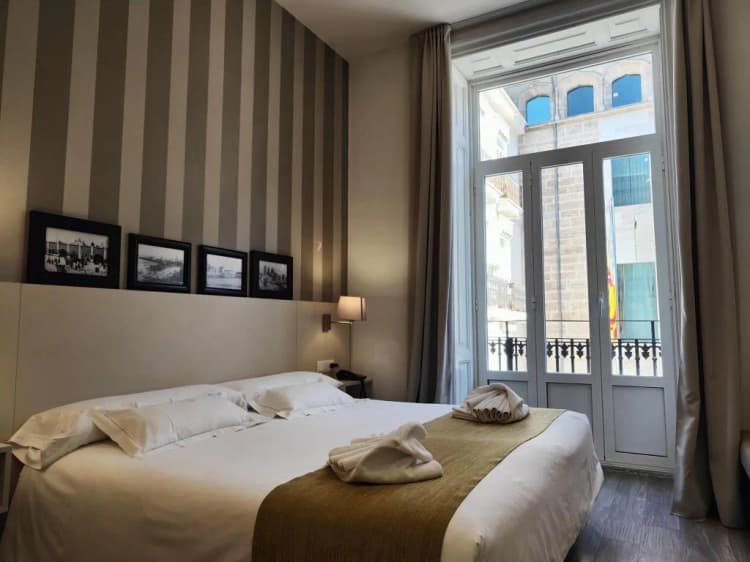 DOUBLE CLASSIC CITY VIEW Room, San Lorenzo Boutique Hotel, Valencia
