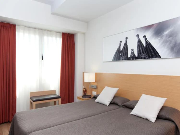 DOUBLE SUPERIOR Room, Sagrada Familia, Barcelona