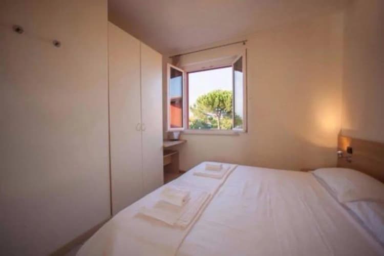 BUNGALOW BUNK BED Room, Resort The Garda Village, Milan