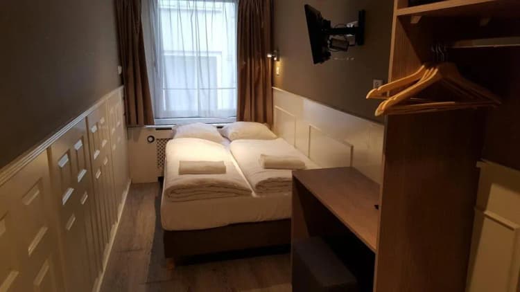 DOUBLE ECONOMY Room, Hotel Old Quarter, Amsterdam