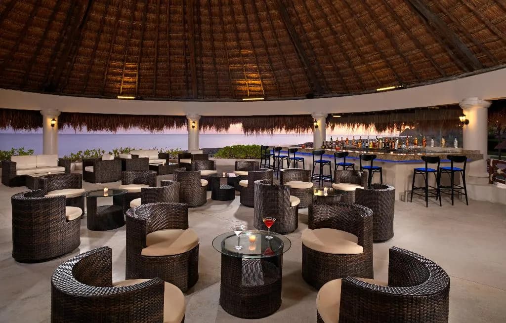 Bar, Hard Rock Hotel Riviera Maya All Inclusive, Cancun Area