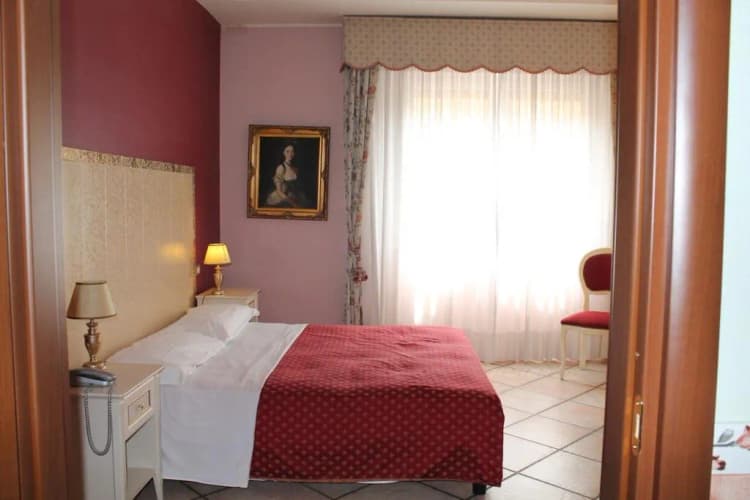 DOUBLE STANDARD Room, Albergo Monna Lisa, Florence
