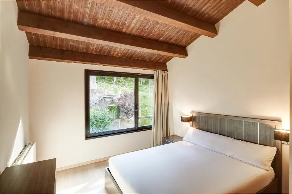 APARTMENT DUPLEX Room, Apartments Masella 1600 Turistics, Costa Brava