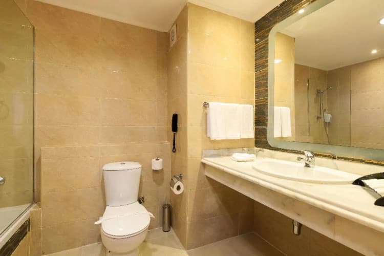 DOUBLE DELUXE Room, Amwaj Beach Club Resort, Red Sea Riviera
