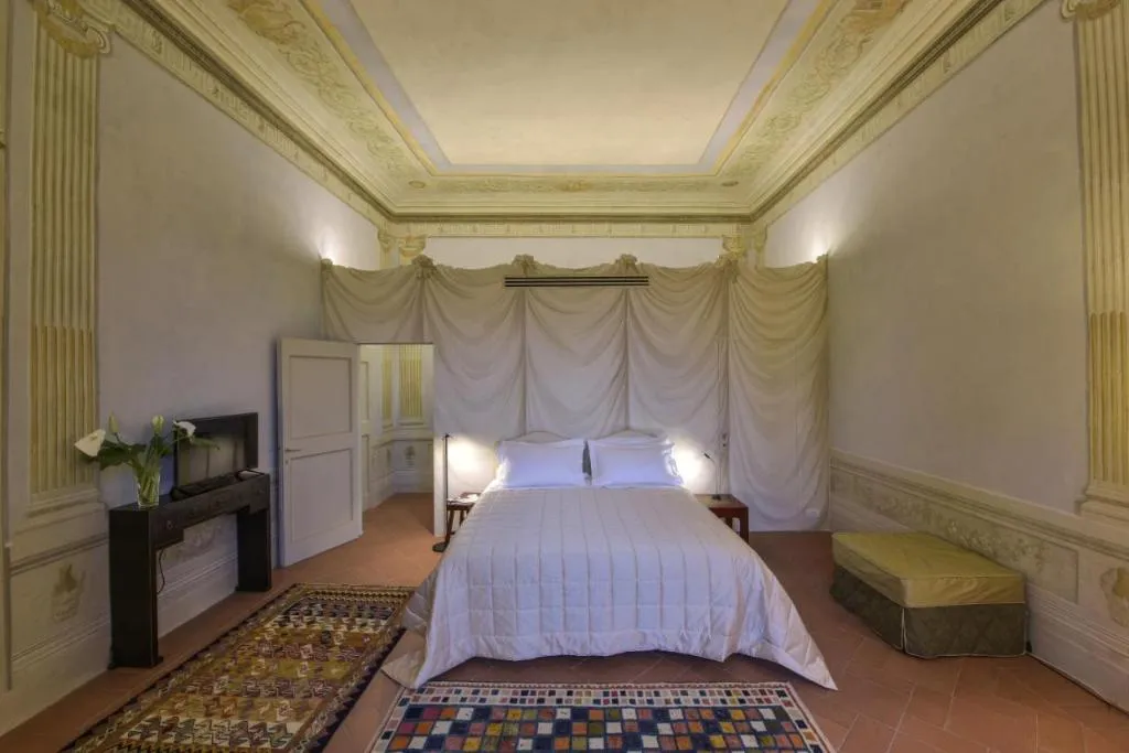 DOUBLE DELUXE Room, Residenza D’epoca Torre Dei Lari, Florence