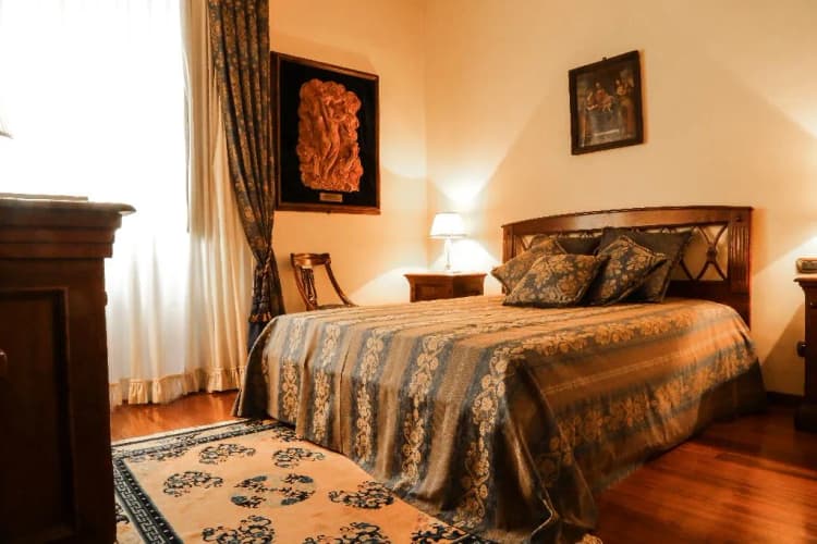 APARTMENT ONE BEDROOM Room, Art and Luxury Apartment, Florence