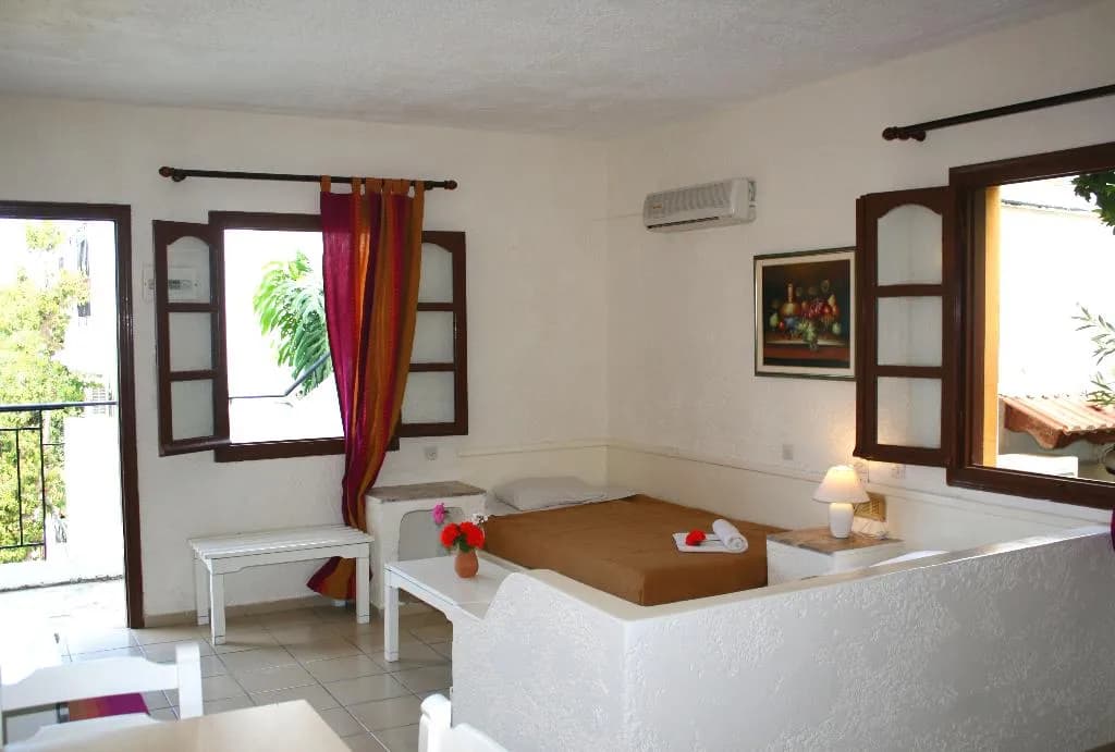 APARTMENT CAPACITY 5 Room, Semiramis Piskopiano, Crete