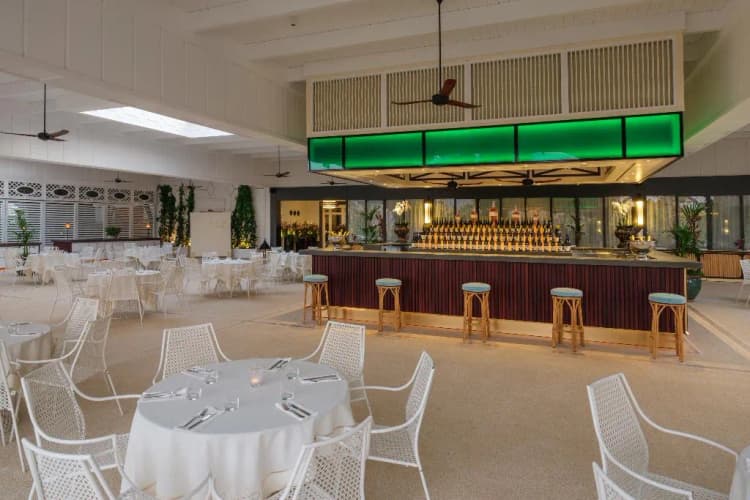 Bar, Savoy Beach, Naples