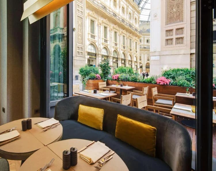 Bar, Park Hyatt Milan, Milan