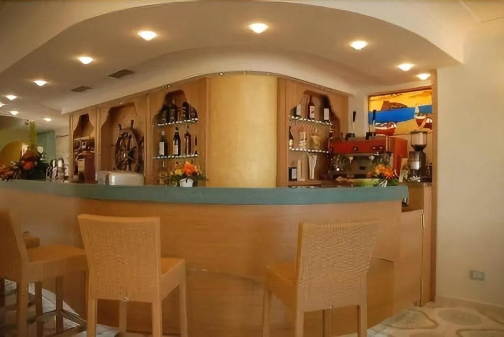 Bar, Hotel Rivamare, Naples