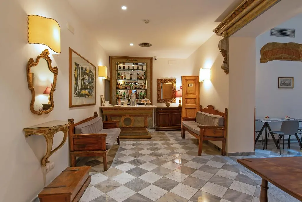 Bar, Machiavelli Palace, Florence