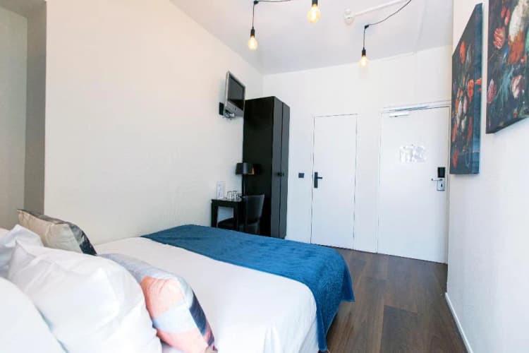 DOUBLE STANDARD Room, Quentin England Hotel, Amsterdam