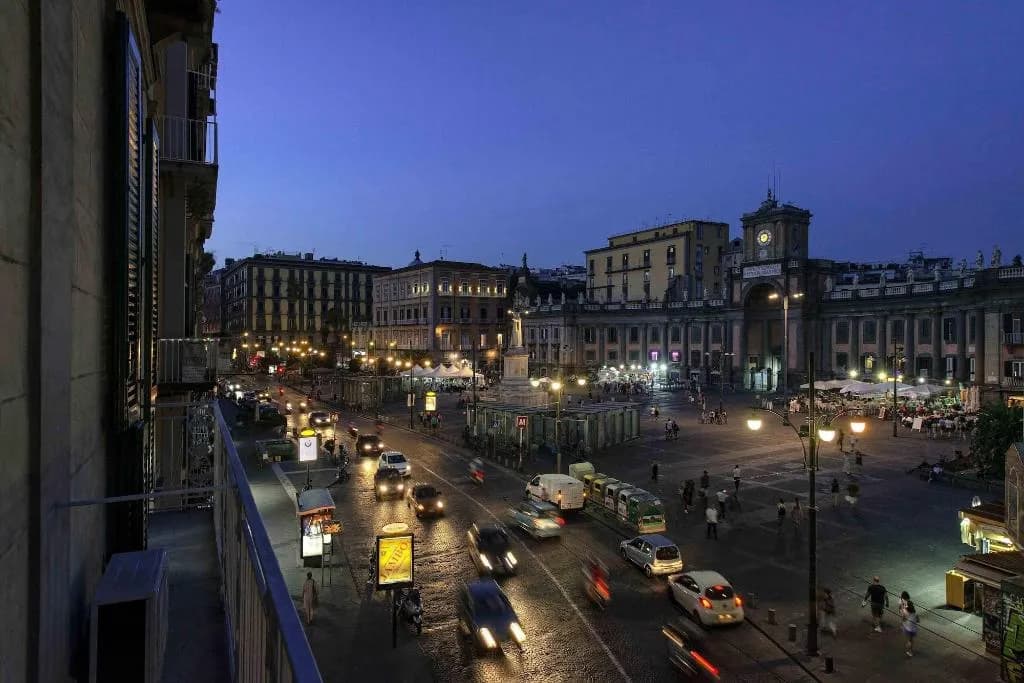 General view, Dante Maison De Luxe, Naples