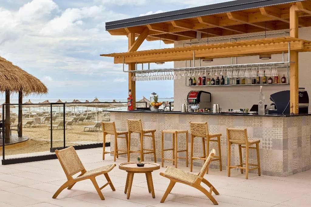 Bar, Sol Tropikal Durres, Durres