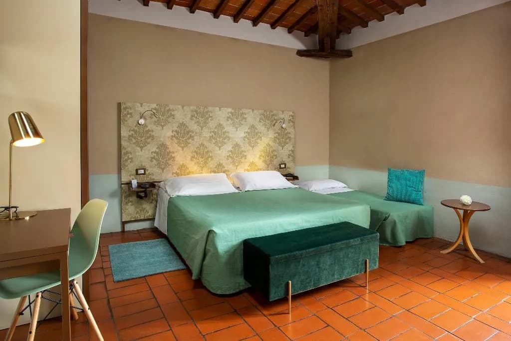 DOUBLE CAPACITY 3 Room, Le Capanne, Florence