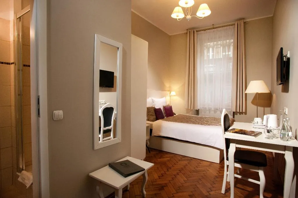 DOUBLE ECONOMY Room, Leone Aparthotel, Krakow