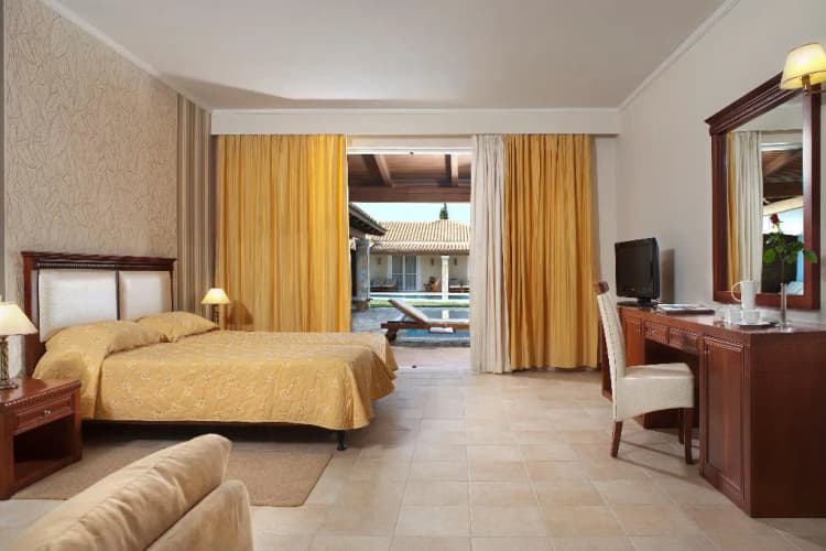 BUNGALOW DELUXE Room, Olympia Golden Beach Resort & Spa, Athens